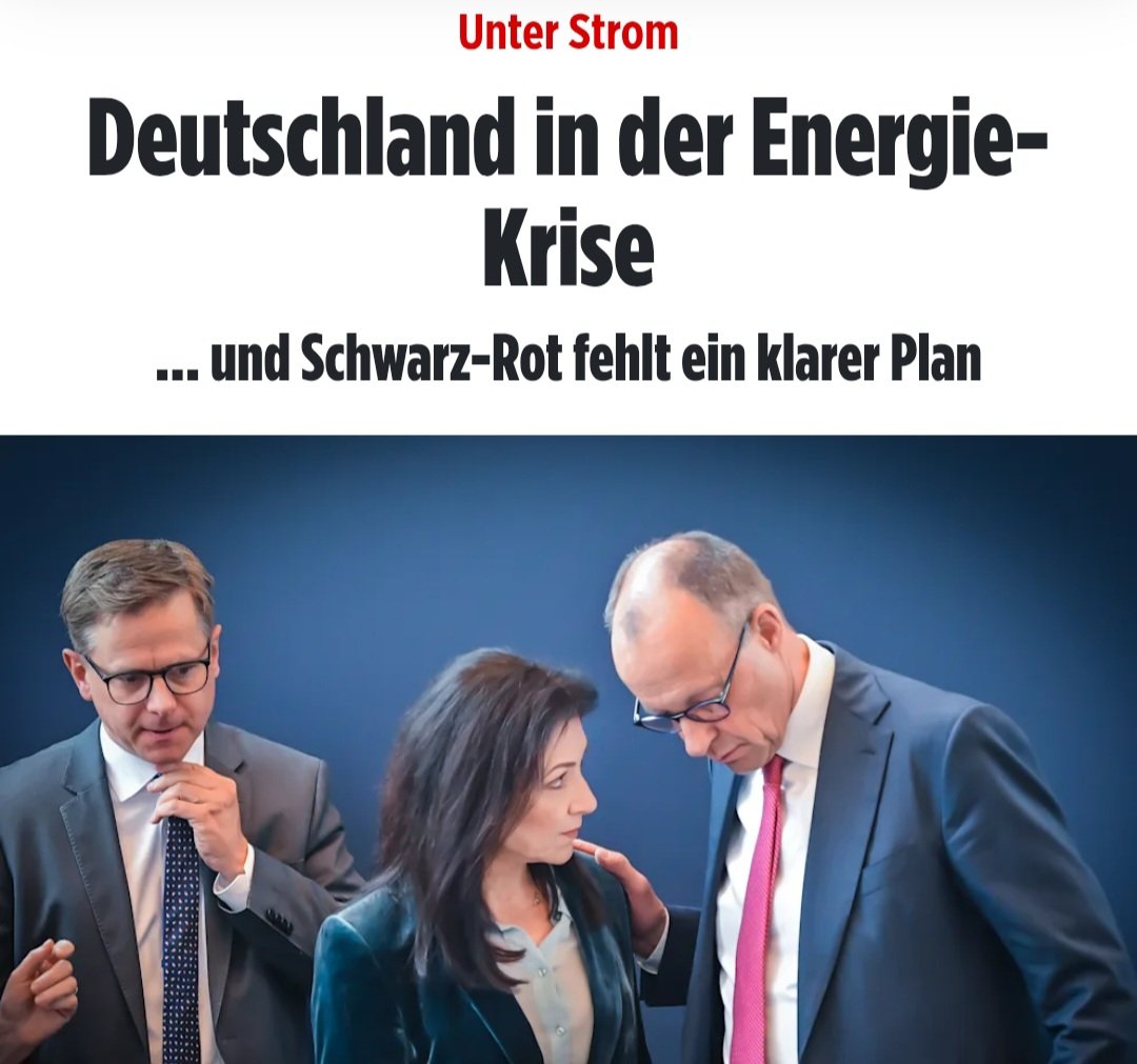 Mel Aura tweet media