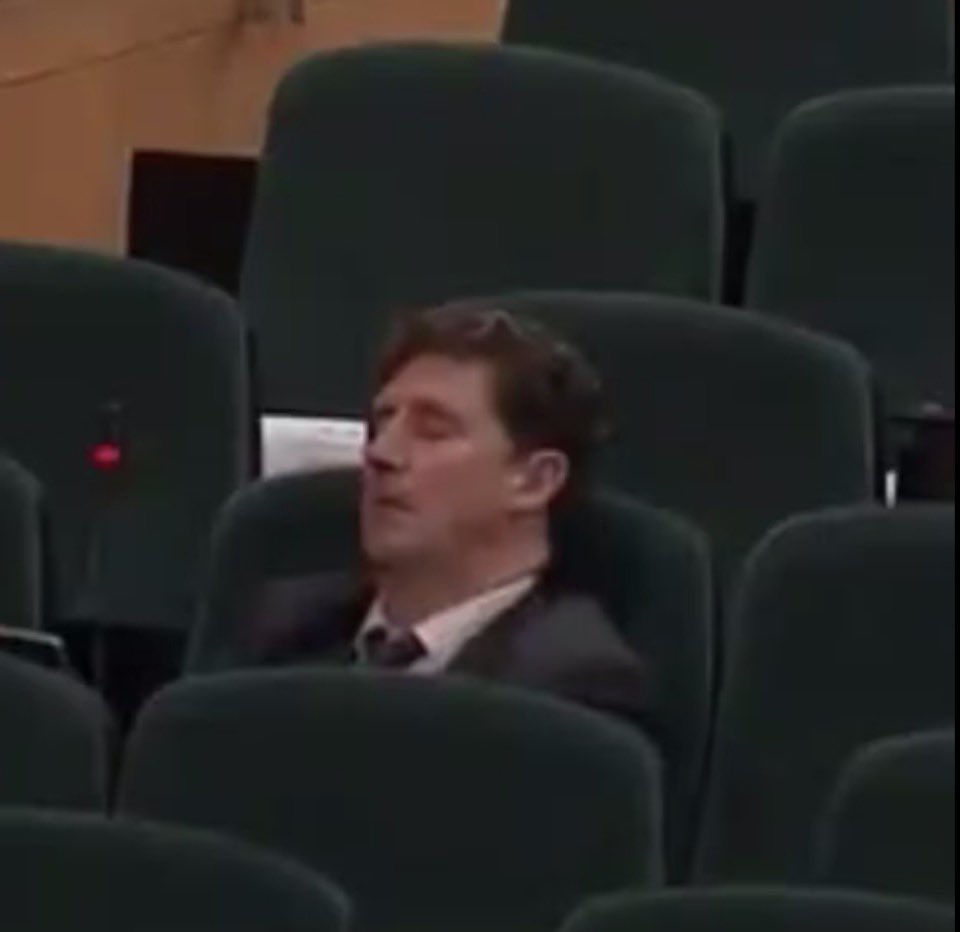 Tweed Cap tweet media