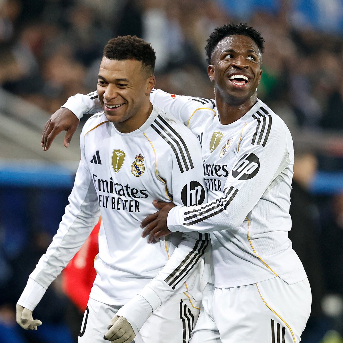SrNaninho's tweet image. 🚨💣 #AS 🇪🇸

El Real Madrid considera que Vinícius Júnior y Kylian Mbappé son INTOCABLES.

Los dos jugarán en el Real Madrid en la próxima temporada.