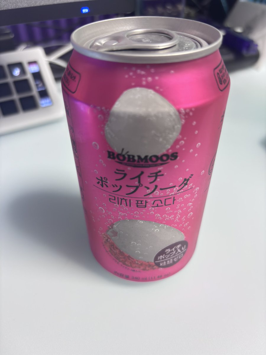 しらたま tweet media