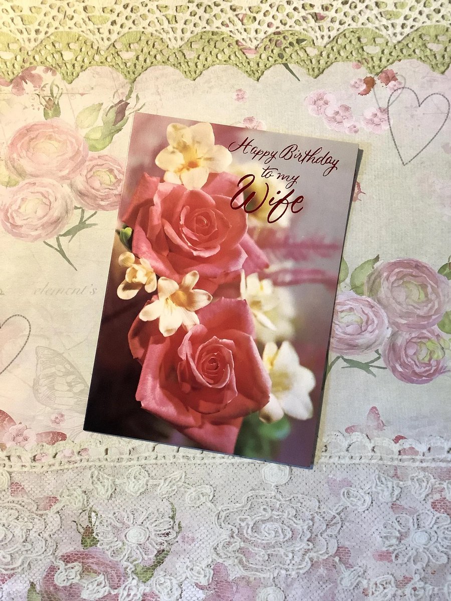 WatsonsVintage's tweet image. NEW LISTING - Extremely RARE Vintage Circa 1960s 'Happy Birthday to my Wife' Card Pink Roses &amp;amp; Floral Photo Card - Traditional Card with Simple Greeting etsy.me/4vFjq03 via @Etsy #VintageCards #BirthdayCards #Wife #PhotoCards #PinkRoses #60snostalgia #TraditionalCards