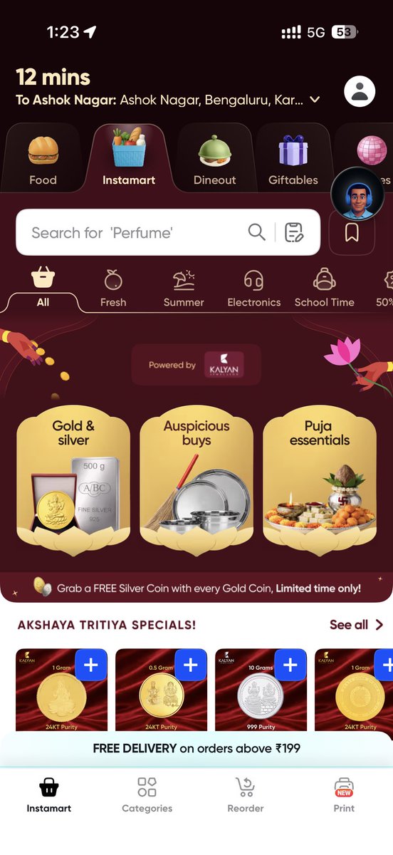 since19ninety's tweet photo. I raised it with @SwiggyCares and they nonchalantly lied saying they ran out of stock. What's worse? They continued to offer the same free silver coin offer at a lower price of gold coin than what I paid. Real shame @harshamjty! Proofs attached! https://t.co/vJGXATqPZx
