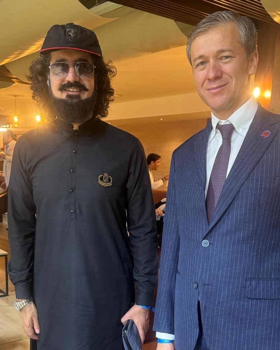 اپنے تو اپنے پرائے بھی صاحبزادہ سلطان محمد علی صاحب کی قیادت کو سراہا رہے ہیں۔۔۔
#SultanVicePresidentITPF
#SultanRisesAgain
#GreenFlagRisesAtITPF