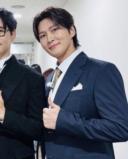 쭈햇 tweet media