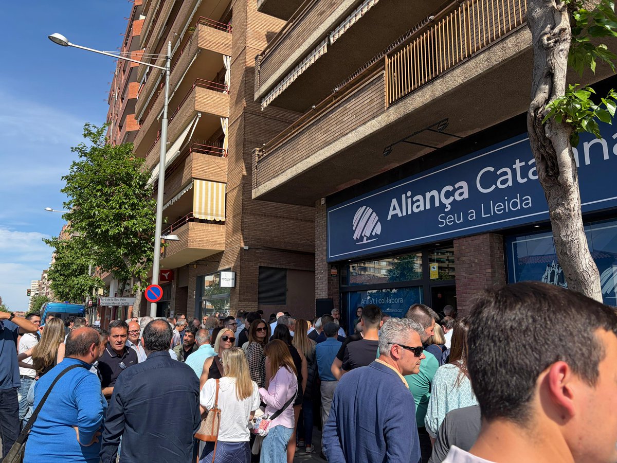 Malgrat les etiquetes, les amenaces i les agressions, Aliança Catalana ja és al cor dels catalans.

Som la darrera oportunitat que tindrà aquest país d'assolir la llibertat, recuperar la prosperitat, garantir la seguretat i preservar els valors i drets occidentals.