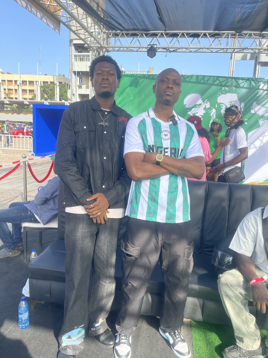 brutisishi61289's tweet image. Brutis 🤝 Vector
When lyricism meets legacy, you already know it’s pressure 🔥

No gimmicks, just bars, vision, and real respect in the air.
From one voice to another — greatness is a language we both speak.

#brutis #Vector #barsonbars #RapCulture #LinkUp #RealRecognizeReal