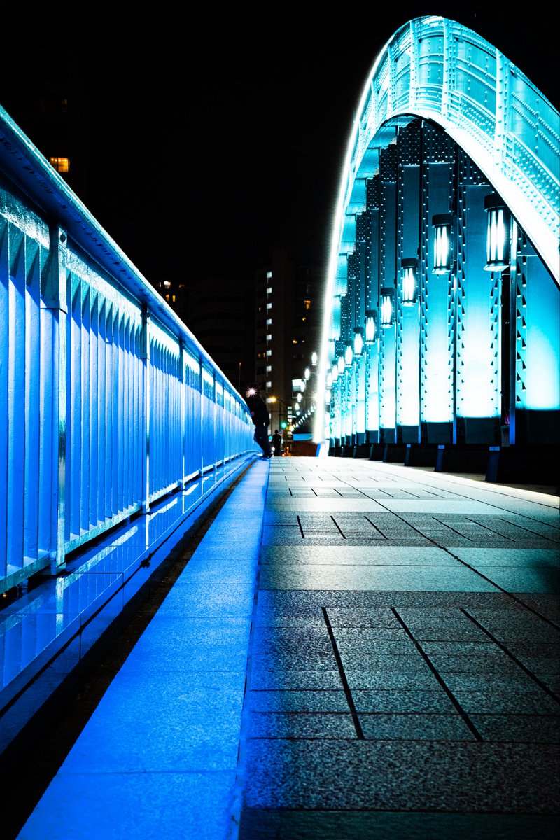 邑神アキ tweet media