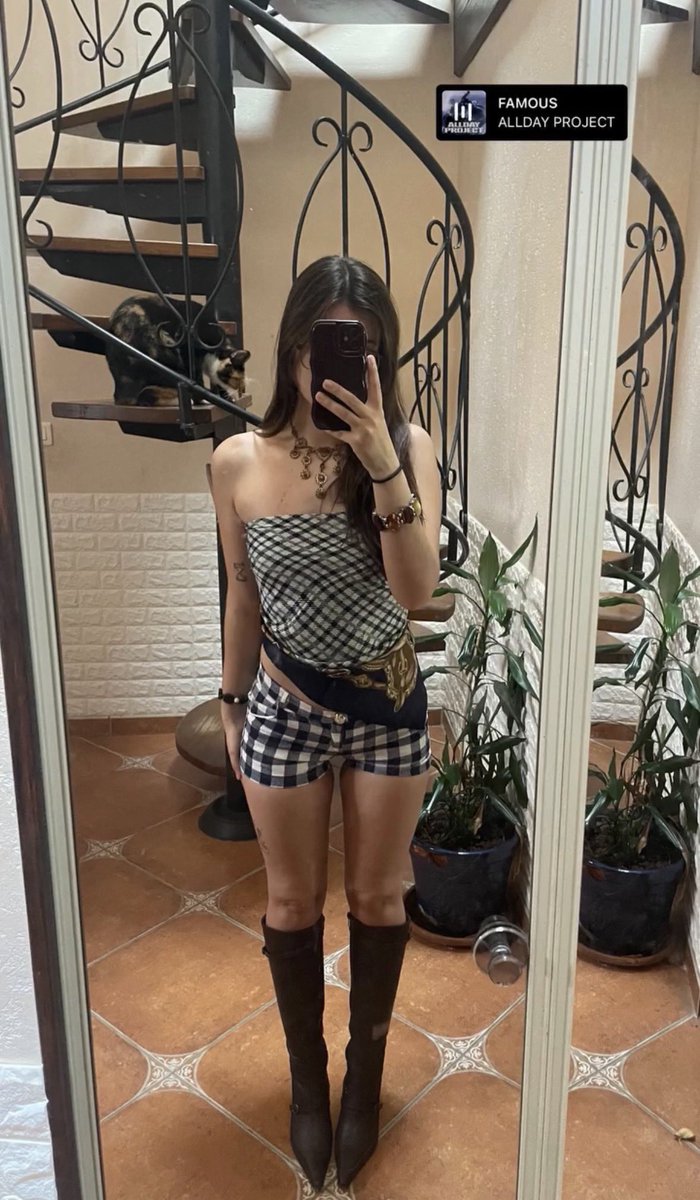 Alexia 🔻 tweet media