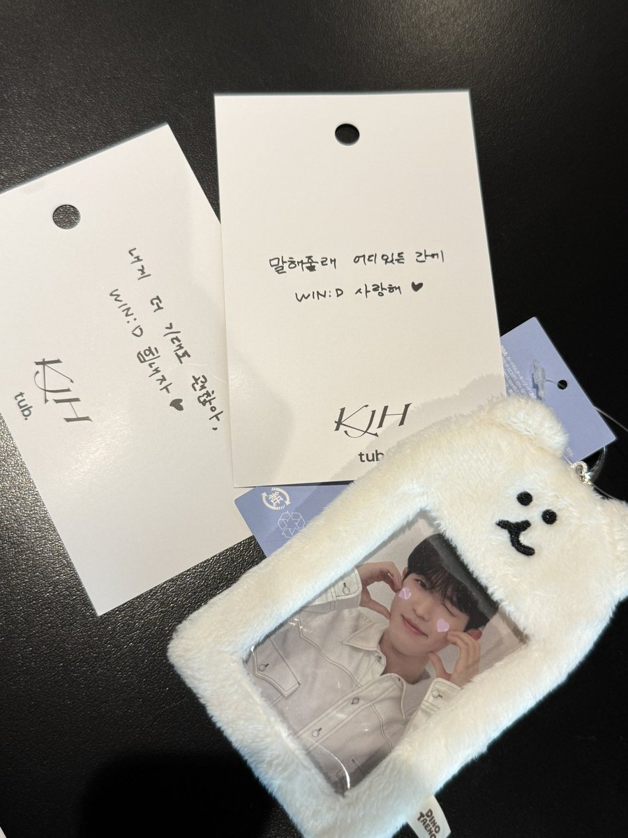 𝟓𝟐𝟕% tweet media