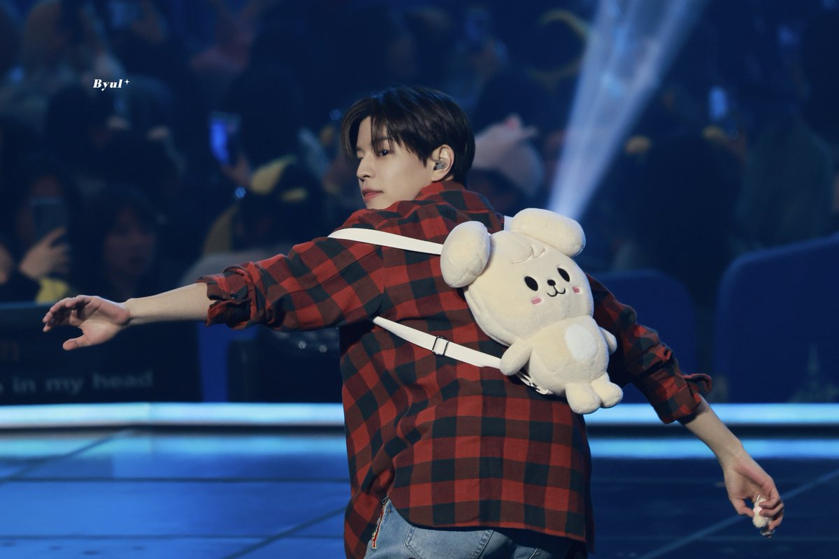 별⭐️ tweet media