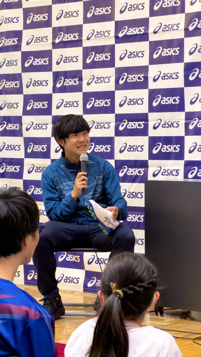 rir0rir's tweet photo. トレッサの渡辺皓太選手トークショーに行ってきました🙌✨スパイクのこだわりやおすすめの練習法などじっくりお話しが聞けました🇫🇷こういうイベント久しぶりで楽しかった☺️
#スポーツデポ #asics #fmarinos https://t.co/5mW40HhTNw