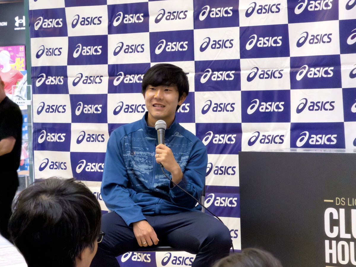 rir0rir's tweet photo. トレッサの渡辺皓太選手トークショーに行ってきました🙌✨スパイクのこだわりやおすすめの練習法などじっくりお話しが聞けました🇫🇷こういうイベント久しぶりで楽しかった☺️
#スポーツデポ #asics #fmarinos https://t.co/5mW40HhTNw