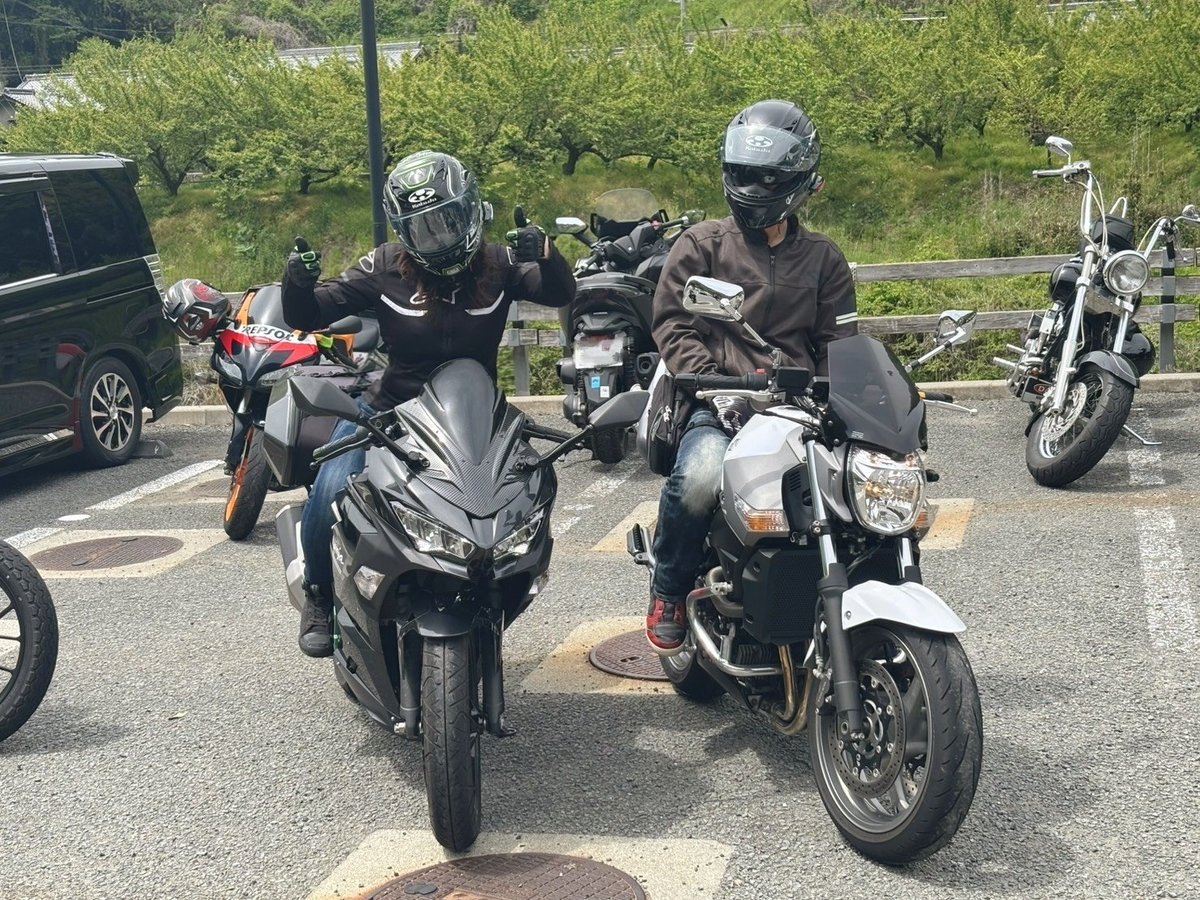 tsubutubusuki's tweet image. 愛しきストーカーさん達💗🟡🐟️
追跡してくれて有難う～!!笑

会いたかったから嬉しい🤗

#ツーリング #Ninja