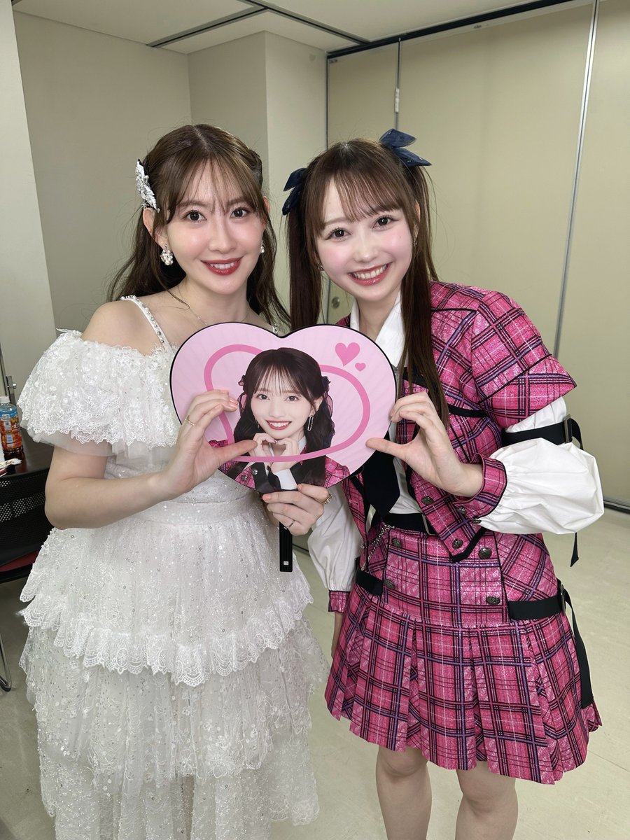 akb48_maho's tweet photo. 小嶋さんのすべてがだいすきです。産まれてきてくださってありがとうございます🥹
お誕生日おめでとうございます🍰💖💖💖 https://t.co/VUzT5u1Ren