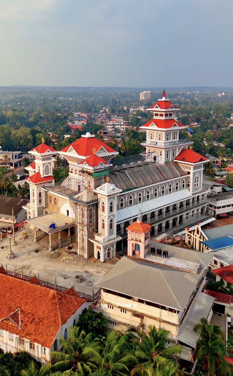 Asia’s second largest church under construction in Changanassery, Kerala, India 🇮🇳

follow <a href="/india_plus_/">India Plus</a>