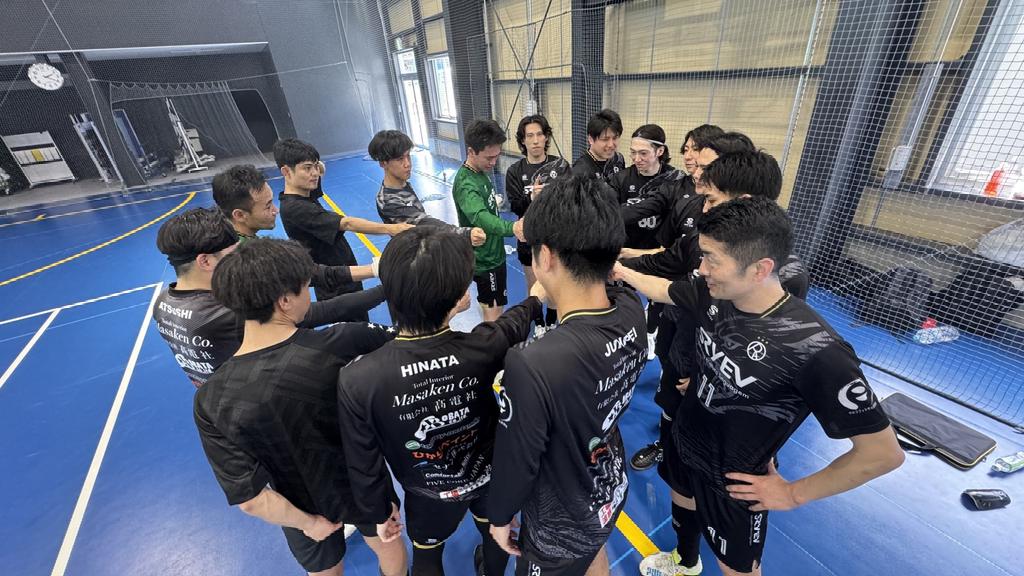 opafutsal's tweet photo. 【練習試合 結果のお知らせ】
メンバー
渡辺 花田 阿間見 二宮 山下 高瀬 高山 武田 小畑 石井 大田 白土 遠藤 入山 平田

35分ランニング×2,10分ランニング
vs ファイルフォックス八王子

3-3
得点者 : 小畑x2、山下

ファイルフォックス八王子さん、ありがとうございました ! https://t.co/HgAtYt2ut5