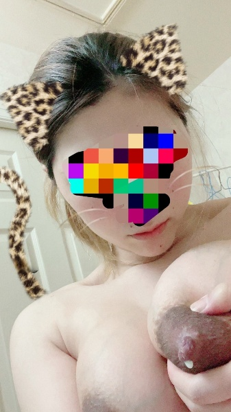 ❥(^_-)小葵 tweet media