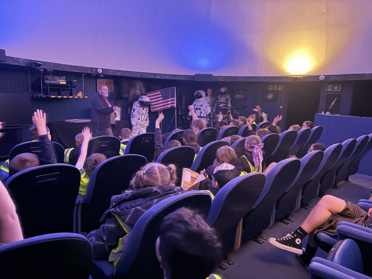 MrSmithBVP's tweet photo. This week, year 5 ventured into town to explore the World Museum and some of Liverpool’s most famous landmarks! 🌍🚶⭐️ @BelleValeSchool https://t.co/wkarHn9teB