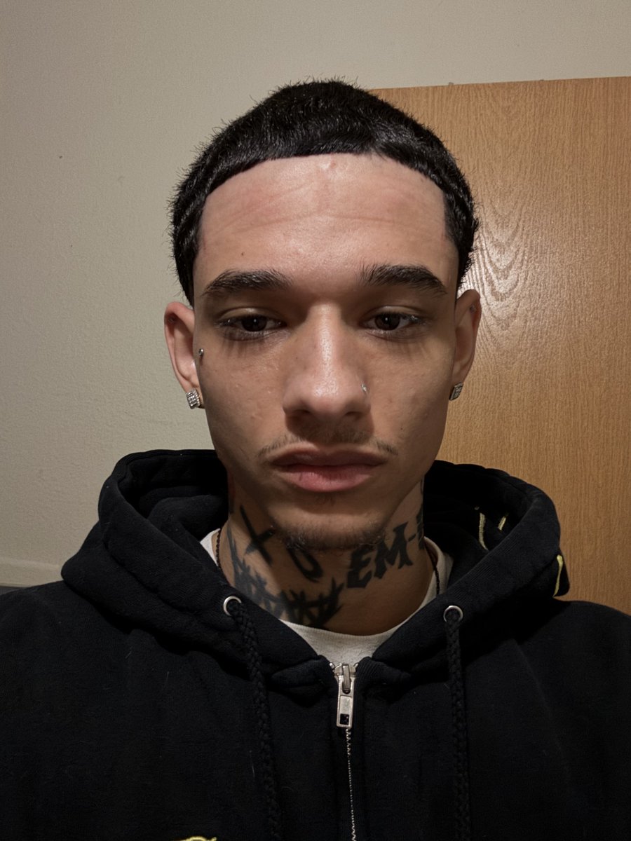 KayyCeee🎈 tweet media