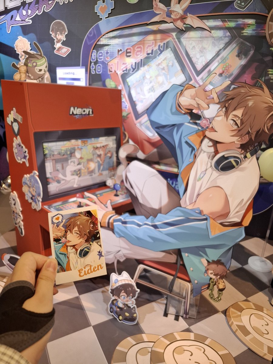 YinSyueh's tweet image. #NeonRush
超讚的啦！