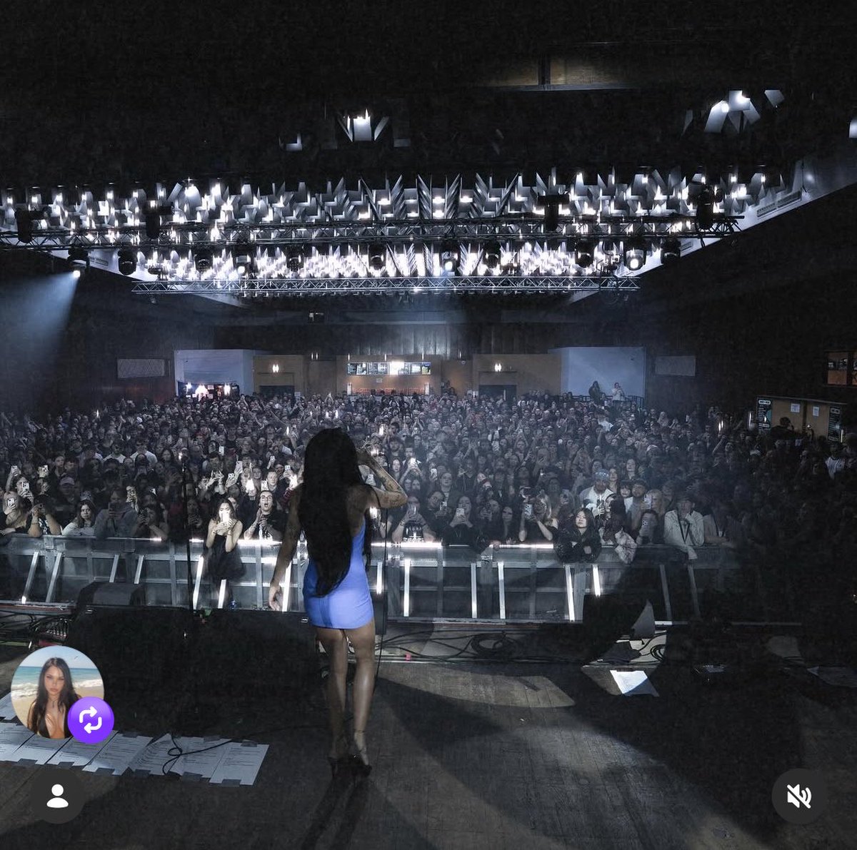 blair MET maggie tweet media