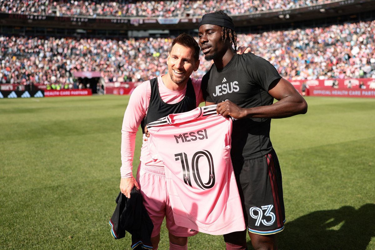 Instant Foot ⚽️ tweet media