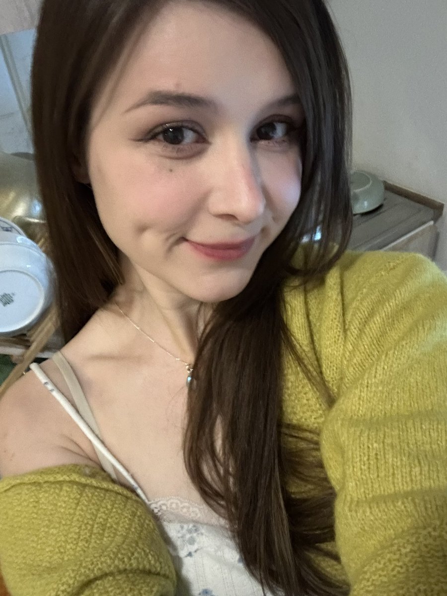 Yuli 💗 Live on Twitch tweet media