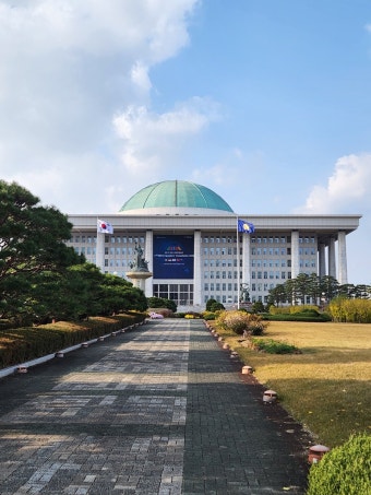 自由の声(자유의 목소리) tweet media