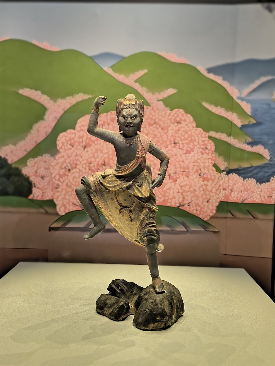 今日は奈良国立博物館へ。
これは全人類見るべき。
規模・構成・テーマすべてが最高です。