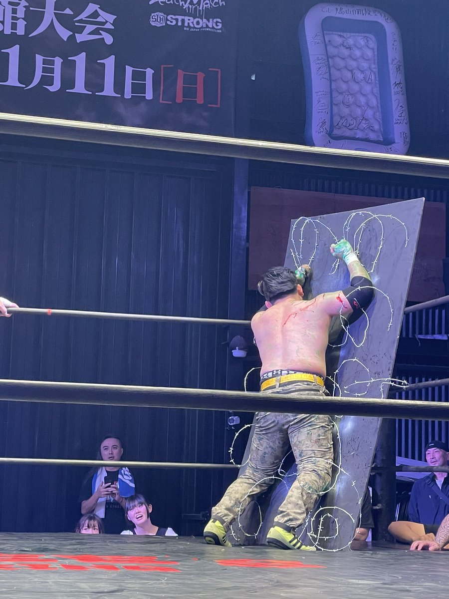 pB96xRNv6V93917's tweet image. 縁は繋がって行くものですね。山口まで来てくださり感謝です♪👏#大仁田厚#DROP KICK