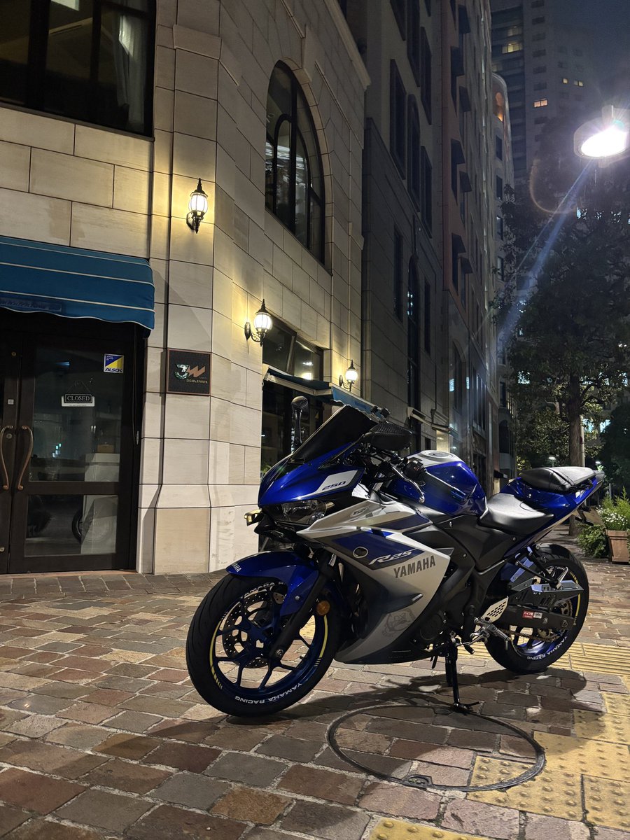 MaekenR25's tweet image. 名前：まえけん
性別：男
年齢：21（大4）
住み：あと1年は東京
車種：yzf-r25
趣味：もちろんバイク、自作パソコン
一言：暇な日は奥多摩にいることが多め！
軽いカスタムなら自分でできるようになってきました✨️是非一緒に走りましょ！

 #バイク乗りとして軽く自己紹介
 #R25
 #YAMAHA