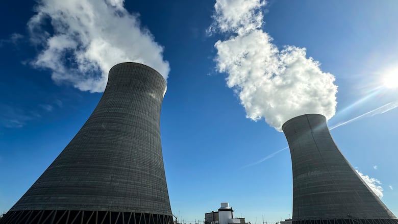 🇮🇳 India has set a target to expand nuclear power capacity from about 8.8 GW to 100 GW by 2047. 

The plan is part of its long-term energy strategy to strengthen clean and stable power generation.