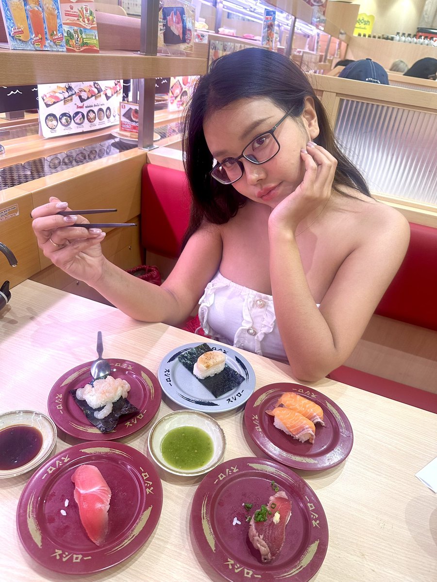 nookyolo tweet media