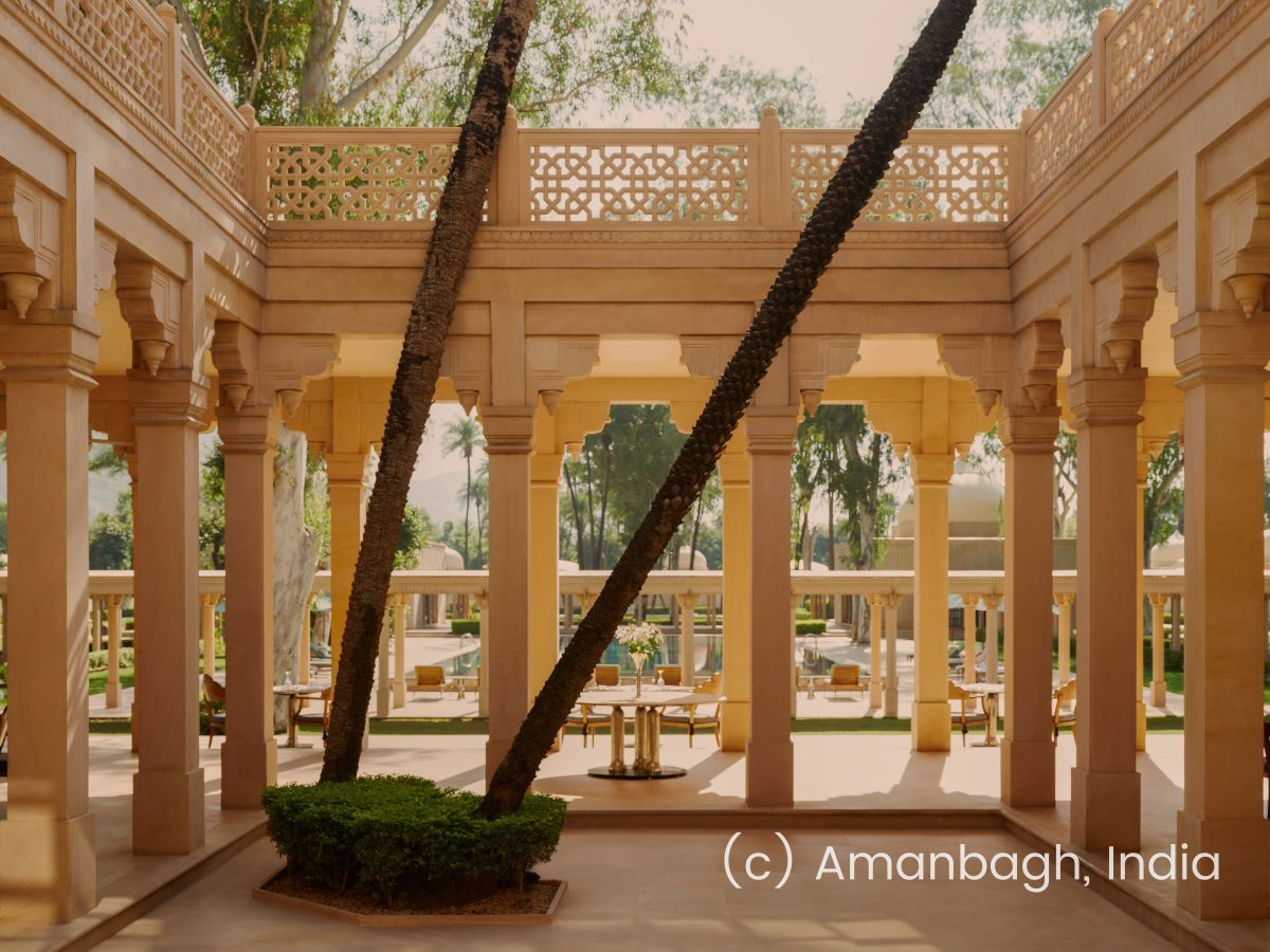 SixStarHotels's tweet image. Discover Amanbagh, India—a serene oasis nestled in Rajasthan. This luxurious retreat, set amidst lush greenery and ancient architecture, offers a perfect escape for travelers seeking tranquility and richness. Experience the harmony of nature and tradition. #TravelIndia #Amanbagh