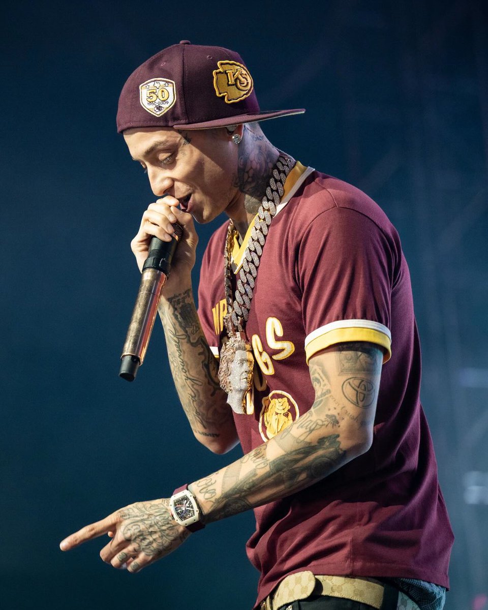 SIMONSAYSDRIP tweet media