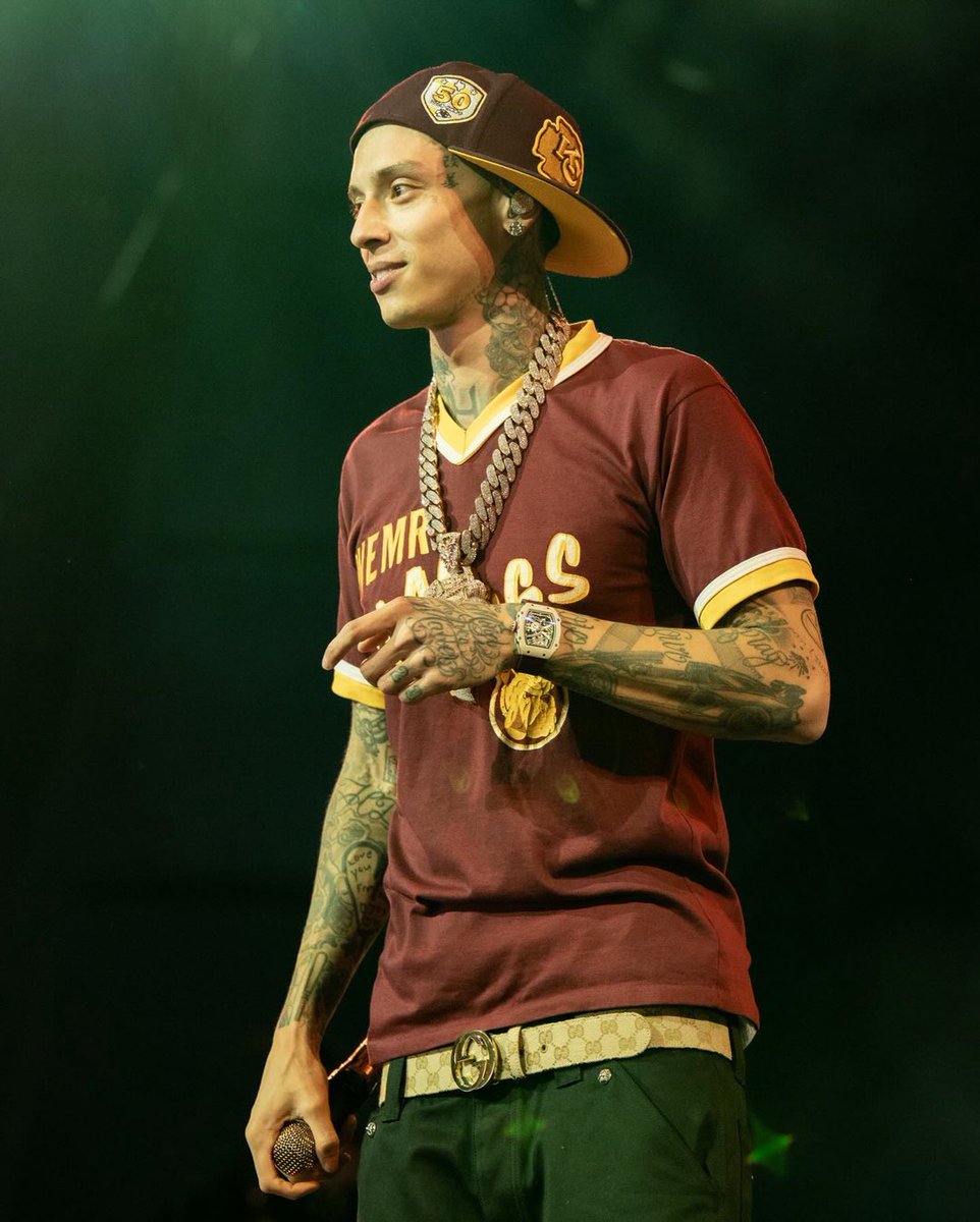 SIMONSAYSDRIP tweet media