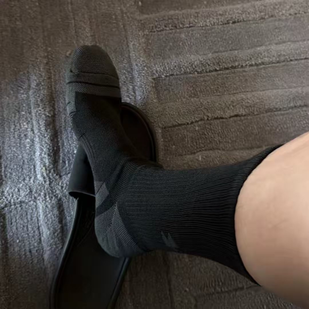 eason9988's tweet photo. 🦶 https://t.co/pA2Fl7HTP0