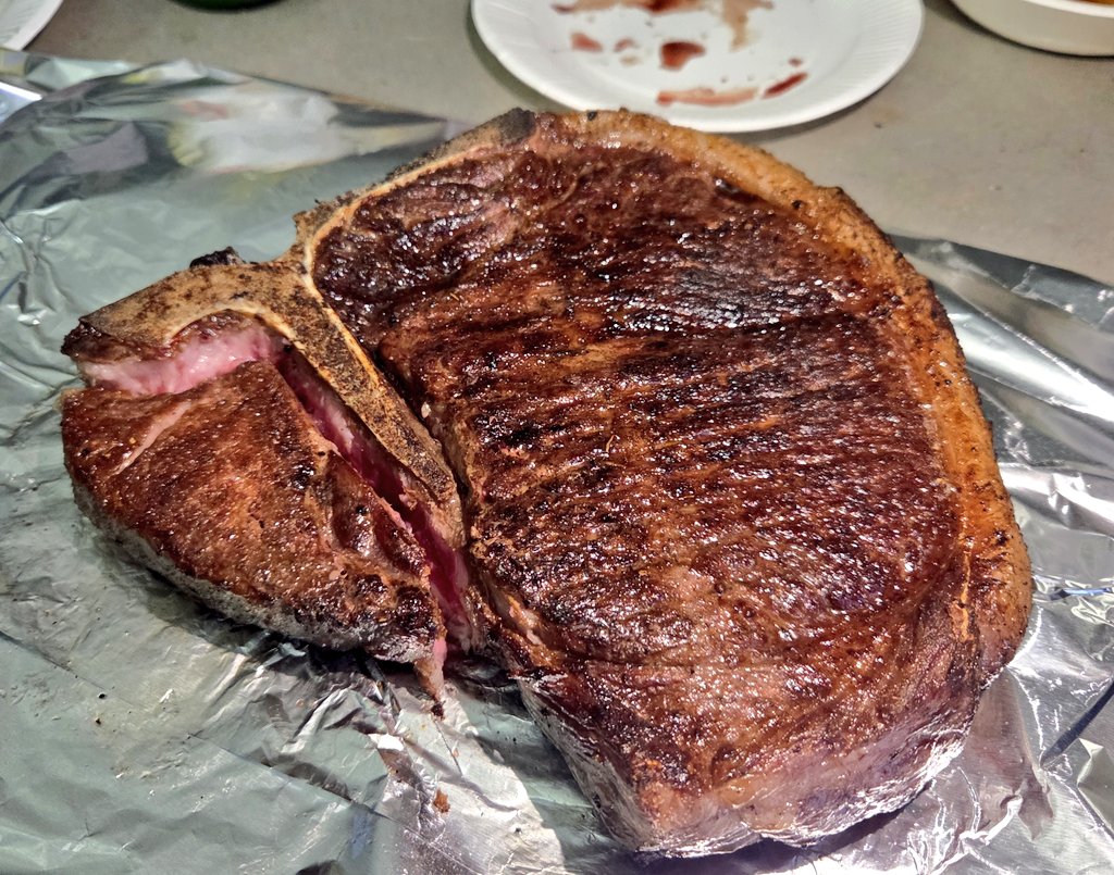 ちーとん。 tweet media