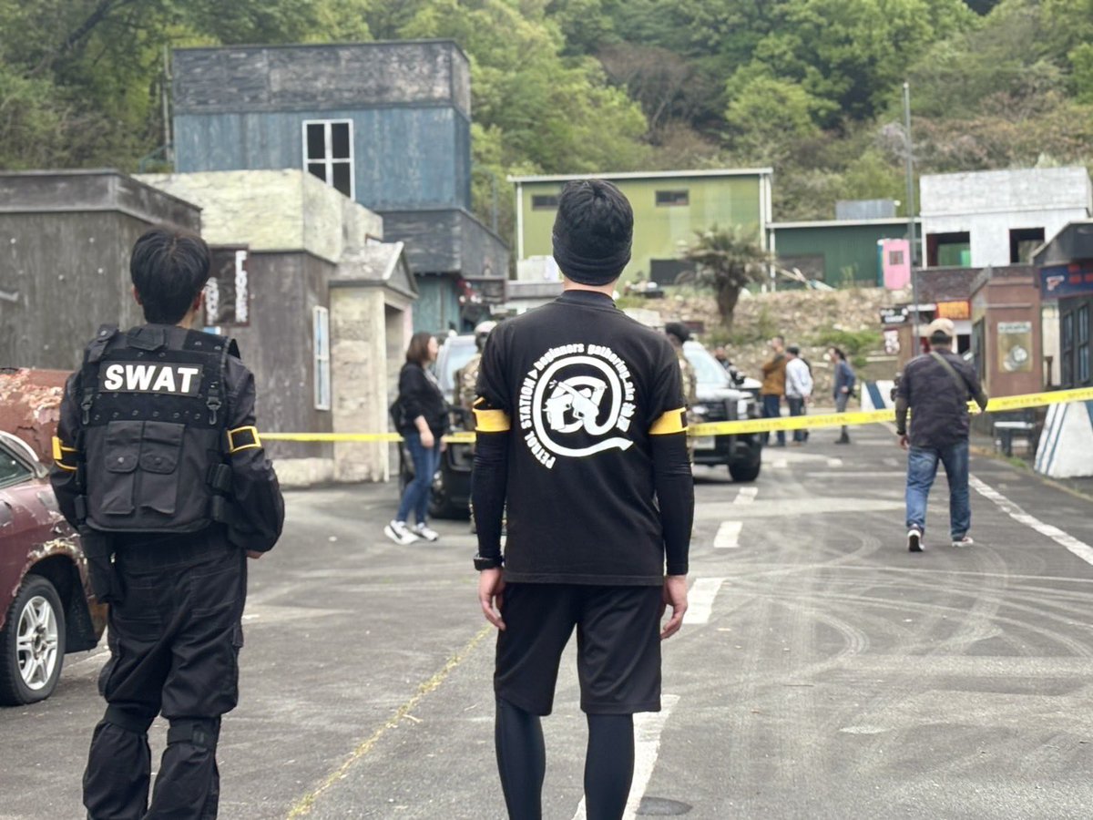 aburaya_aruji's tweet image. 本日（4月19日）#クリムライン　で一緒に遊んでいただいた皆様ありがとうございました😊何と #laylax のシンヤさんと遊ばせでいただきプレゼントまでいただきました🎁ありがとうございました😭
#夫婦でサバゲー　#サバゲー　#油屋