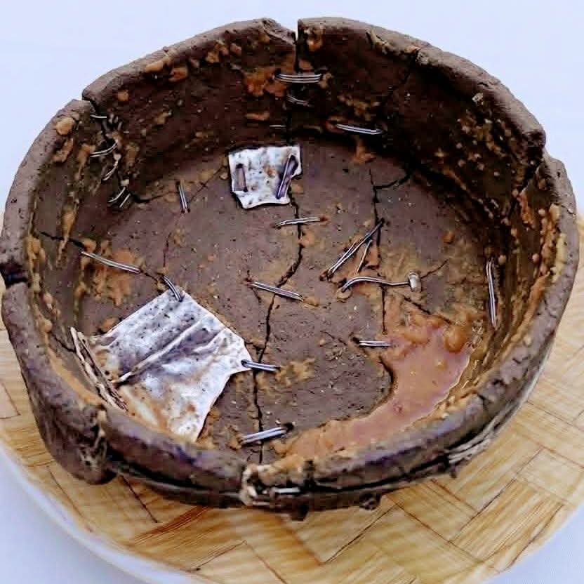 zsrn1981's tweet image. أيُؤلِمُكَ الفِرَاقُ ، أم الاشتِيَاق ؟!
..……………………......
كِلَاهُمَا مُرُّ المَذَاق 

وإذَا أرَدتَ إجَابَتِي :
لا تَلتَفِتْ أبَدًا
اشدُدْ على القَلبِ الوِثَاق

#Creative