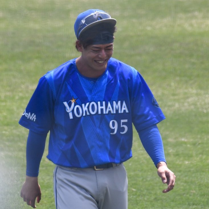 ぴ tweet media