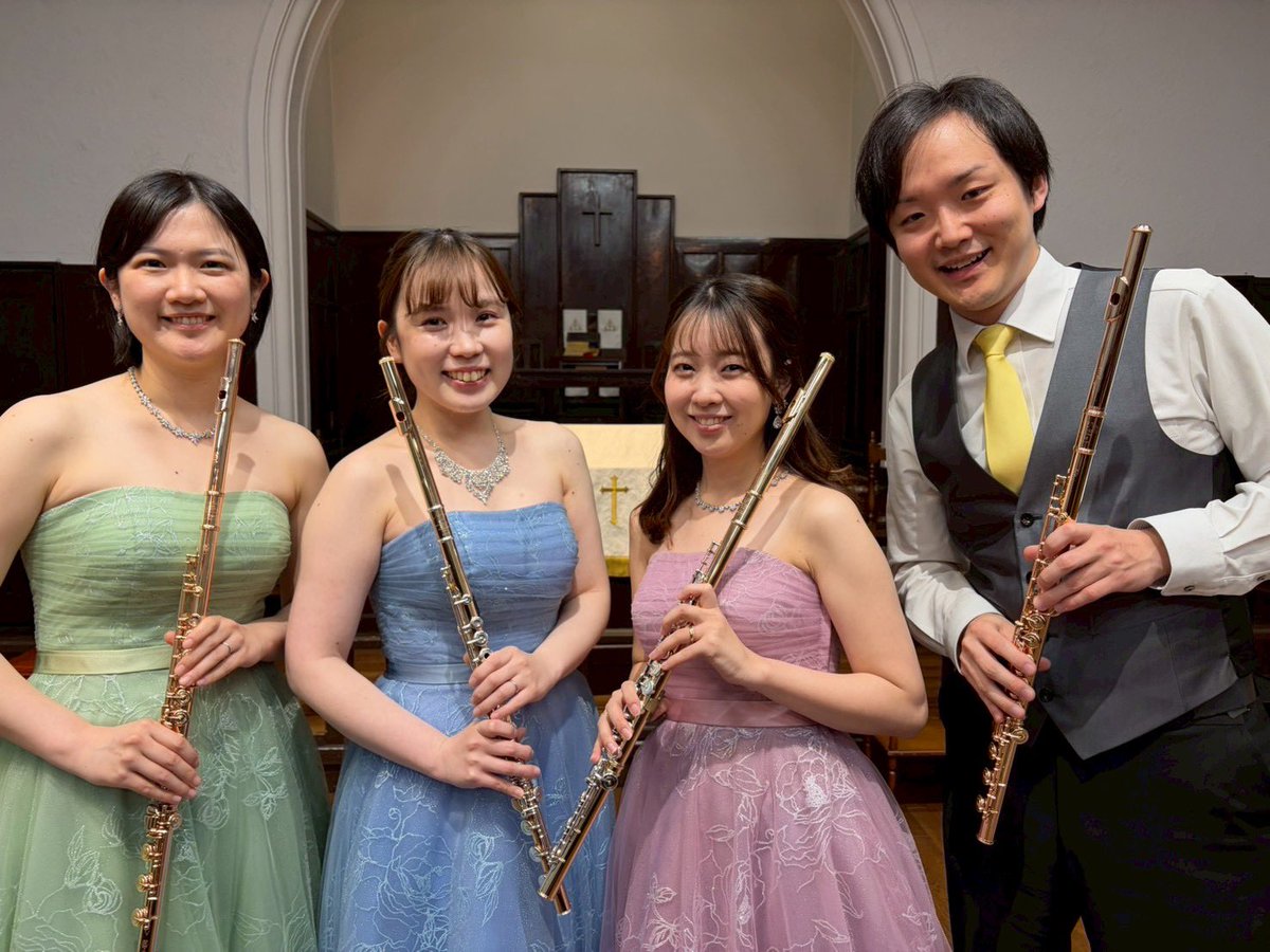 wooo8989's tweet photo. COLORFUL QUARTET Concert Series vol.7 お越しいただいた皆さまありがとうございました！念願の色違いのお揃いドレス良い感じじゃないですか？🥰 とても楽しい演奏会でしたー！これからも私たち4人をよろしくお願いします✨ https://t.co/wfsbzA2CK9