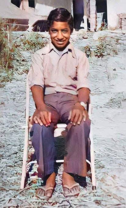 KalamCenter's tweet image. Guess who this is! 🤔
A face in Indian politics that is now known across the country for bold opinions and a unique style.

Can you recognise them from this childhood photo? 👀

Drop your guesses below! 👇🔥

#GuessThePerson #IndianPolitics #Throwback #ChildhoodPhoto #CanYouGuess