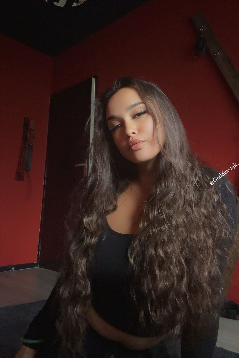 MistressK tweet media