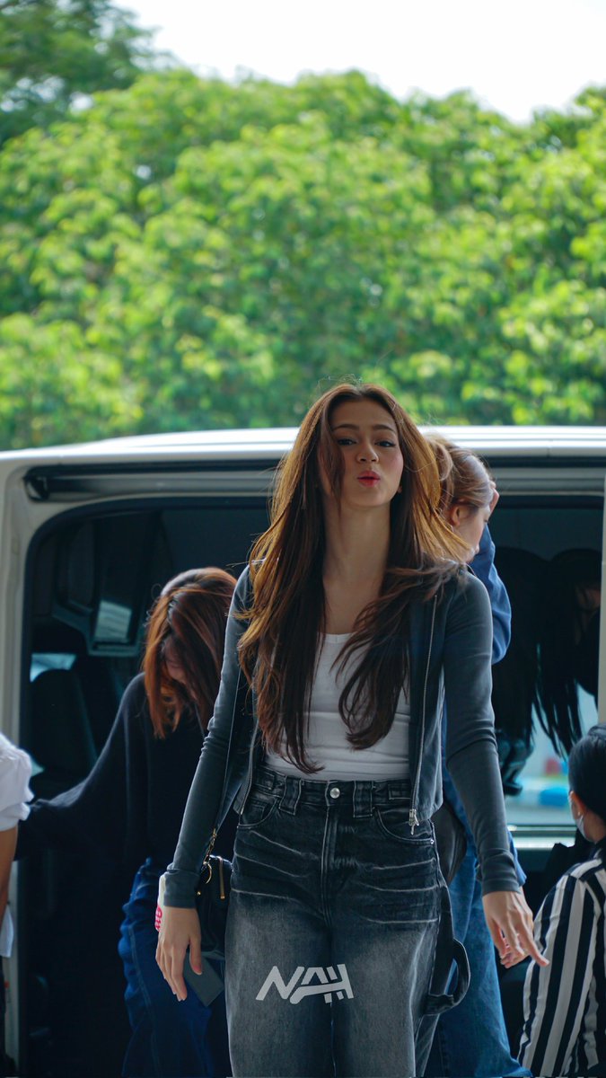 Naufal.a tweet media