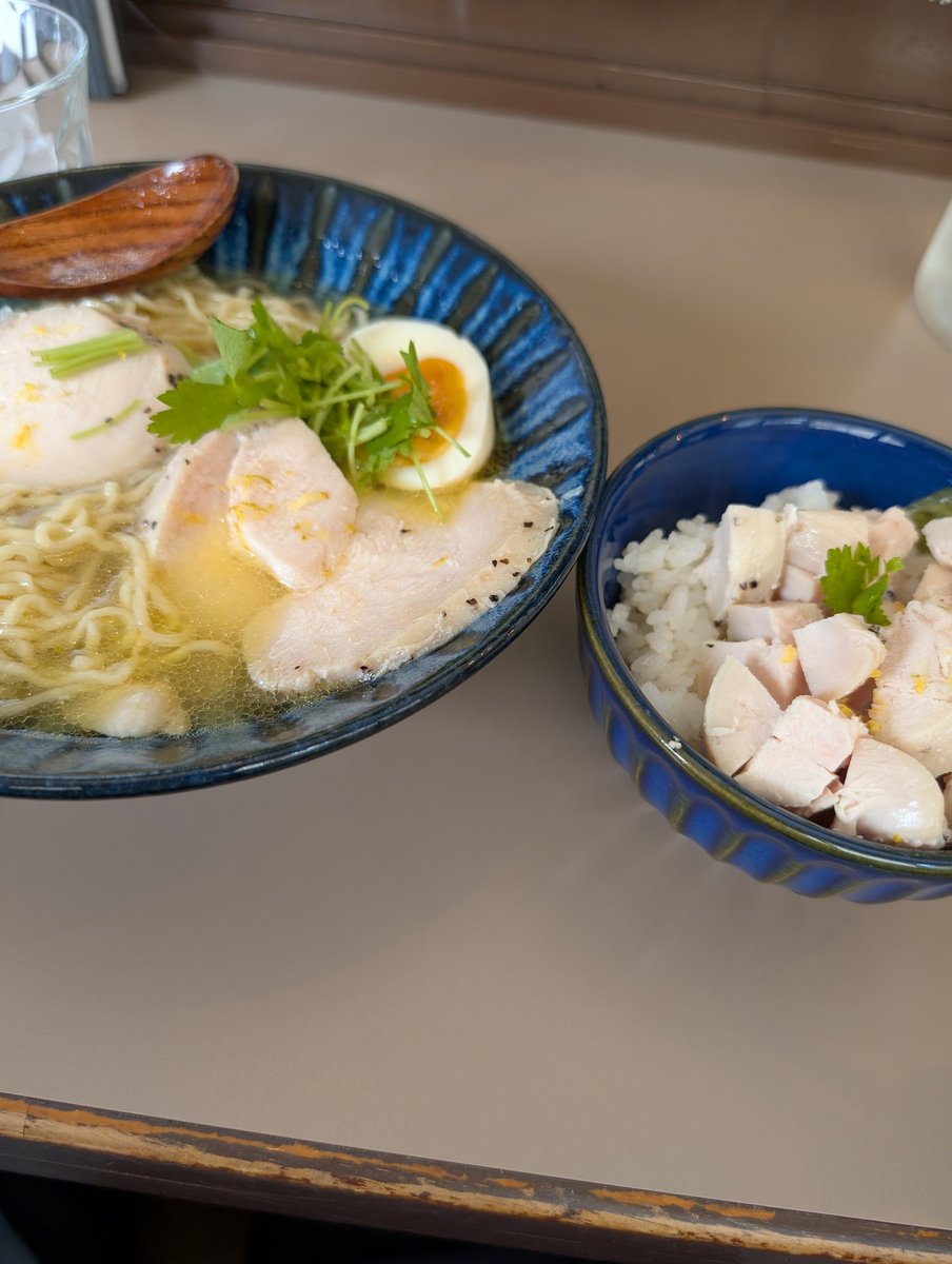 akatsura／a.k.aﾂﾗｰ tweet media