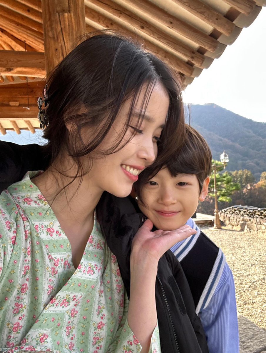 lexs #perfectcrown tweet media