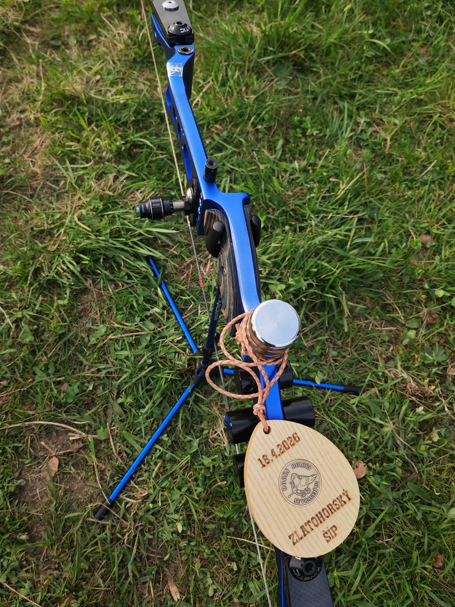 Nika 🏳️‍🌈 tweet media