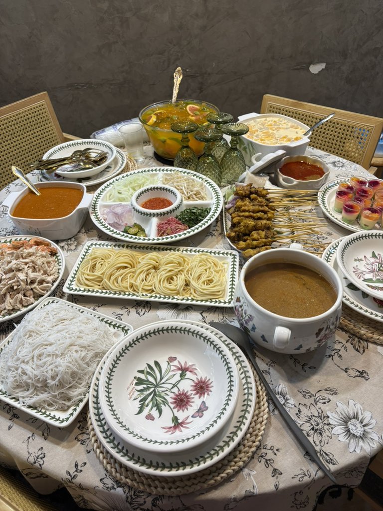 Makmur 🌺 tweet media