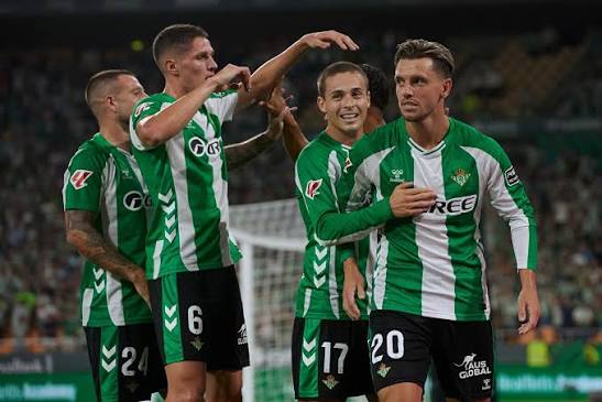 Alejandro González tweet media